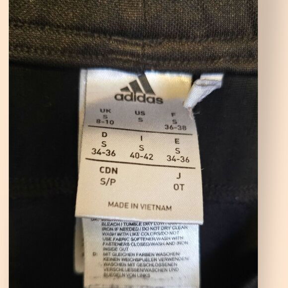 Adidas Joggers Small - Picture 4 of 4